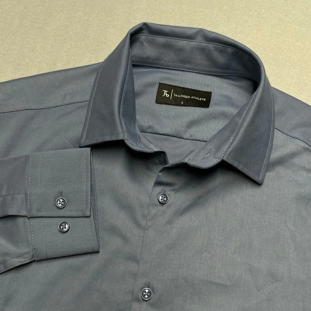 New Tailored Athlete Mens Button Down Dress Shirt Long Sleeve Gray Size S